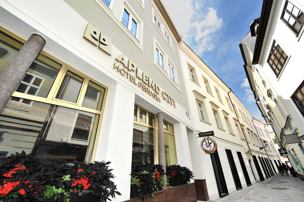 Pension Gaestehaus Heller Weissenkirchen in der Wachau Exterior photo